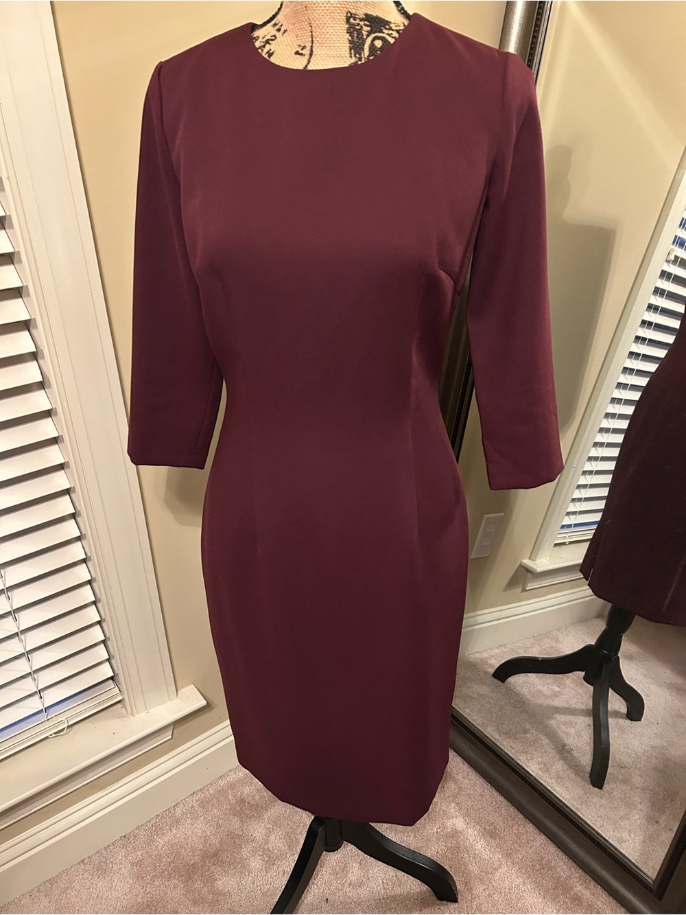 ANTONIO MELANI Burgundy Three-Quarter Sleeve Sheath Dress